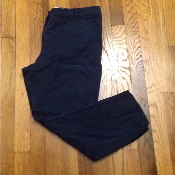 J. Crew Pants - J. Crew navy blue capris J. Crew Pants - J. Crew navy blue capris